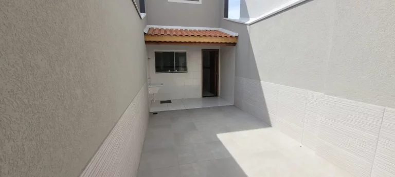 Imagem Sobrado - Bairro Vila Lais - Penha - 160 m² - 3 Suítes - Sacada - Quintal com churrasqueira - 3 Vagas - Aceita financiamento