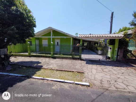 Casa de alvenaria com 2 quartos e terreno de 360m² com escritura em Parobé