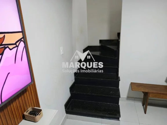 Imagem Sobrado em condominio c/ 2 suites e 2 vagas