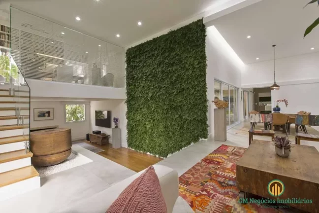 Imagem Casa Maravilhosa e impecável - 5 suites + chalé hóspedes! Em Condominio