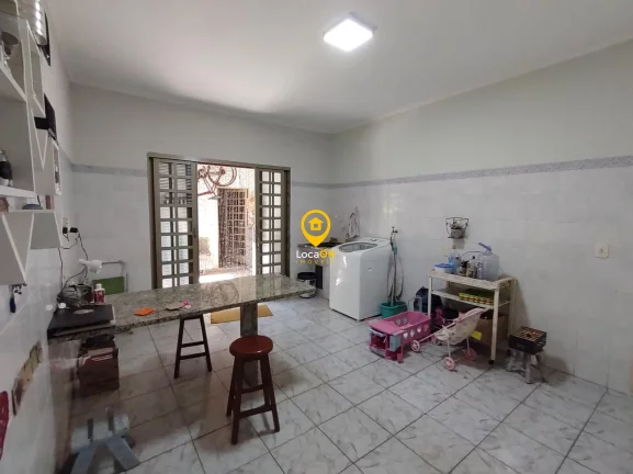 Casa com 3 Quartos à Venda, 251 m² em Parque Gramado Ii - Araraquara