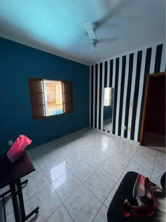 Imagem CASA DE FAMÍLIA: 4 QUARTOS, PISCINA E GOURMET POR APENAS R$ 600 MIL!