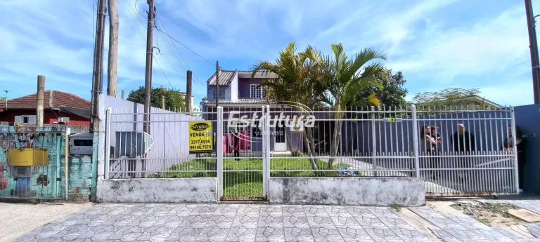 Imagem Casa de 3 dormitórios financiável na Carolina