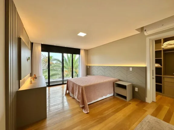Imagem Casa em Condominio 5 Dormitórios - Bairro xangri-la