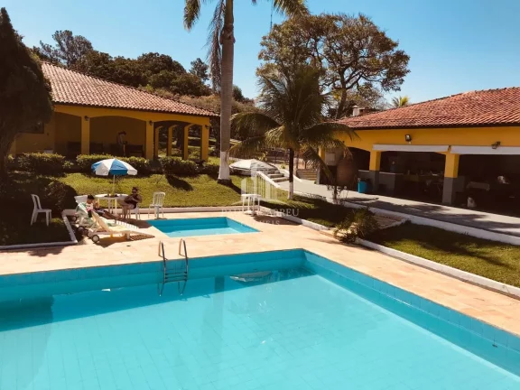 Imagem Chácara 5.000M², (terreno 48.000m² para outros Projetos) PLANA com 2 Casas Germinada idêntica com 3 Quartos Cada casa (todos suítes) 2 Salas, Salão de festas completo, Piscinas, em Laranjal Paulista-SP