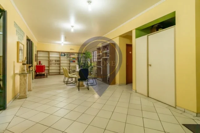 Imagem Excelente Casa Comercial à Venda em São Paulo-SP, Bairro Liberdade, 2 Salas, 6 Banheiros, 10 Vagas, 700m² Área