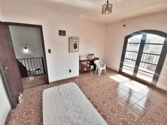 Imagem CASA COM 250 m² - BOQUEIRAO - PRAIA GRANDE SP