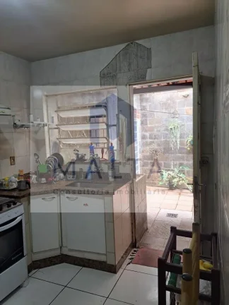 Imagem Casa Geminada para Venda em Belo Horizonte, Dona Clara, 3 dormitórios, 2 banheiros