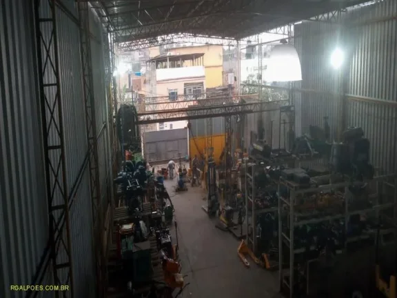 Imagem Galpão para Venda em NOVA IGUAÇU, Posse, 2 banheiros