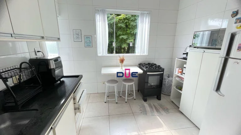 Imagem Apartamento com 2 dormitórios à venda, 60 m² por R$ 455.000,00 - Embaré - Santos/SP
