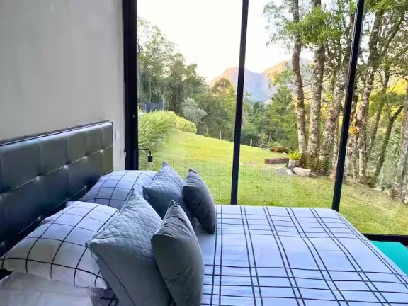 Imagem Contemplação e Design: O Equilíbrio Perfeito no Campestre