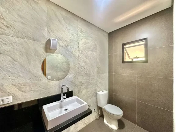 Imagem Cond. Vintage - Moderna, rua tranquila, 4 suítes (1 no térreo), piscina!
