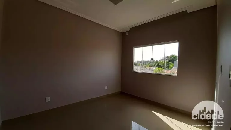 Imagem CASA RESIDENCIAL em Cascavel - PR, Recanto Tropical