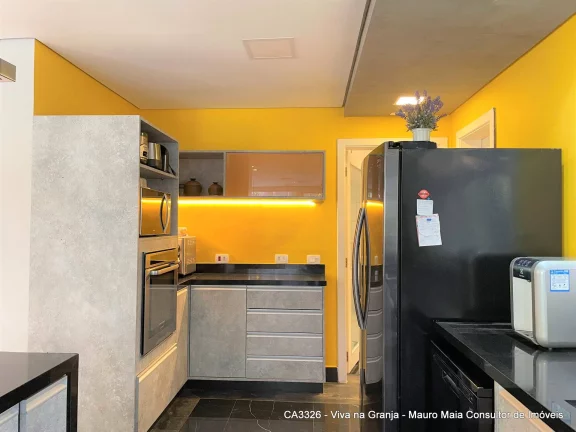 Imagem Casa Alto Padrão recém reformada, bom gosto e funcionalidade - Granja Viana