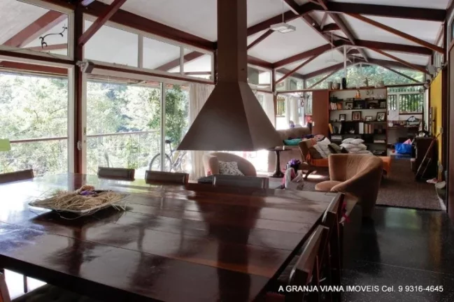 Imagem Contemporânea, despojada com 3 dormitórios à venda, 300 m² por R$ 2.700.000 - Granja Viana - Carapicuíba/SP