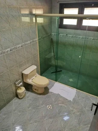 Imagem Casa para Venda em Peruíbe, Estância São Marcos, 3 dormitórios, 2 suítes, 1 banheiro, 6 vagas