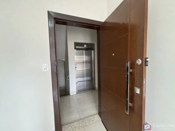 Imagem Apartamento à Venda no Bairro Nossa Senhora das Graças – 2 Quartos, Suíte e Área Externa Coberta em Patos de Minas