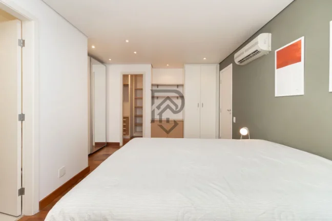Imagem Apartamento Duplex em Pinheiros, sala pé direito duplo
