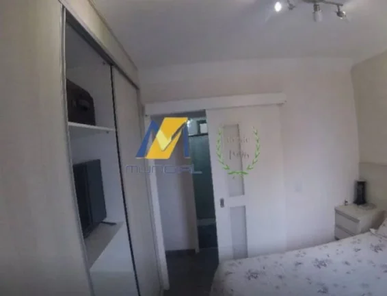Imagem Com 2 dormitórios, sendo 1 suite, sala 2 ambientes.
