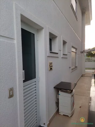 Imagem Ótima casa com 3 suítes com closet+ 1 revers., planejados, piscina aquecida