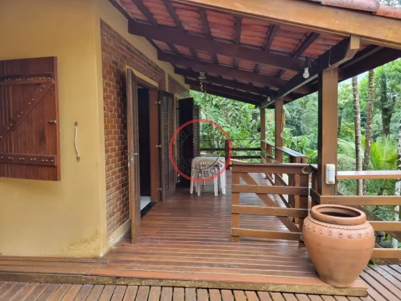 Imagem Casa ampla , estilo colonial ,com 5 suítes , piscina, sauna casa de caseiro , área gourmet , junto a natureza