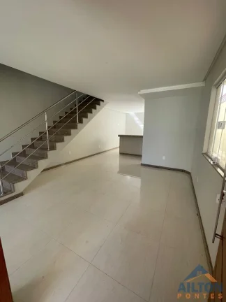 Imagem Casa Duplex com 3 Quartos à Venda em Itapebussu - Guarapari/ES