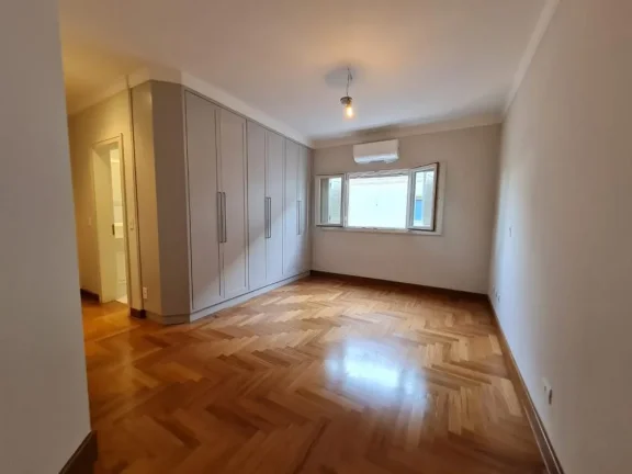 Imagem Casa no Res. Alphaville 2 - 470m²