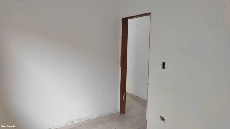 Imagem Casa para Venda em Itanhaém, Tupy, 2 dormitórios, 1 suíte, 1 banheiro, 2 vagas