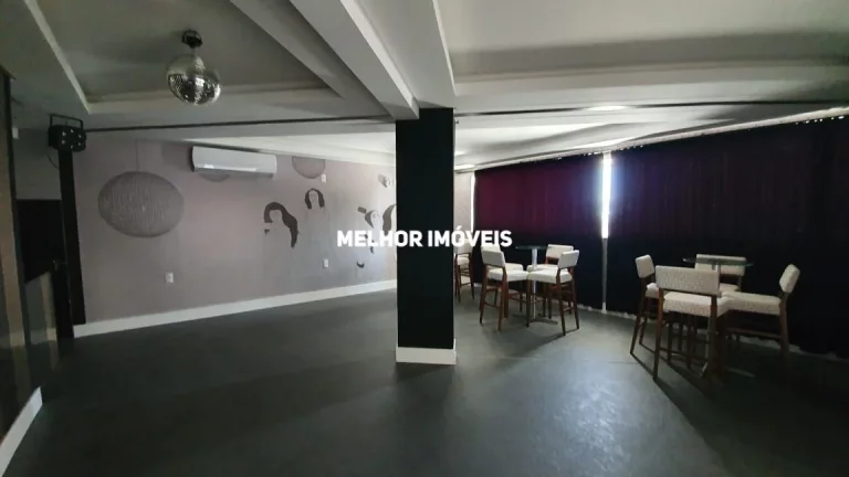 Imagem Apartamento mobiliado e equipado com 3 suítes, vista parcial para o Mar em Balneário Camboriú