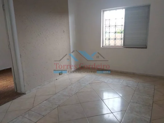 Imagem Casa Térrea 2 dorm. + 3 vagas - Jaguaré