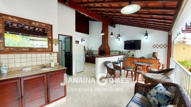 Imagem Casa sofisticada com 4 quartos, 3 suítes, jardins e área de lazer