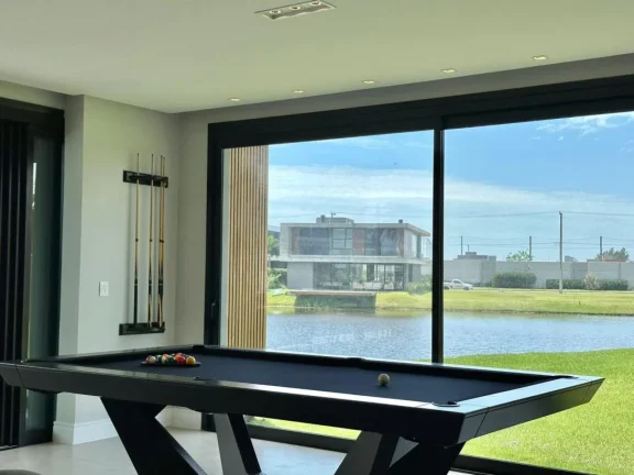 Imagem Casa em Condominio 6 Dormitórios - Bairro xangri-la