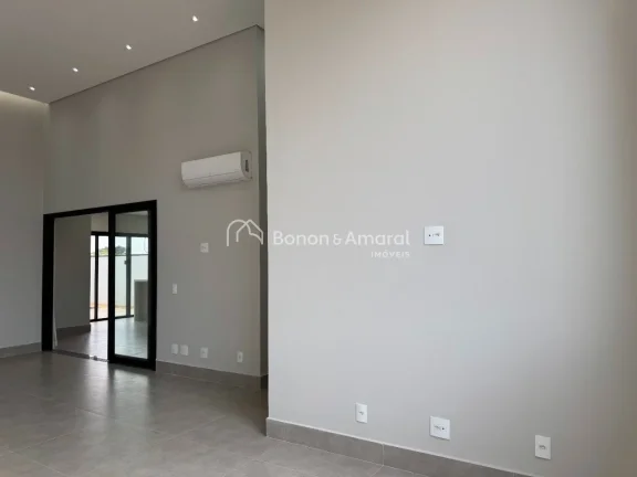 Imagem Apresentamos uma casa moderna e sofisticada, projetada para oferecer o máximo de conforto e pratici...
