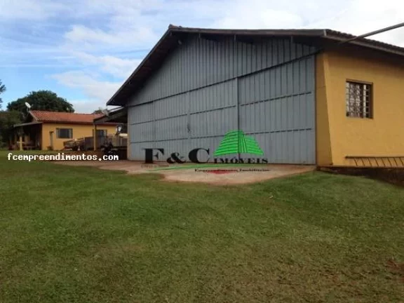Imagem Chácara para Venda em Avaré, Área Rural de Avaré, 5 dormitórios, 1 suíte, 3 banheiros, 10 vagas