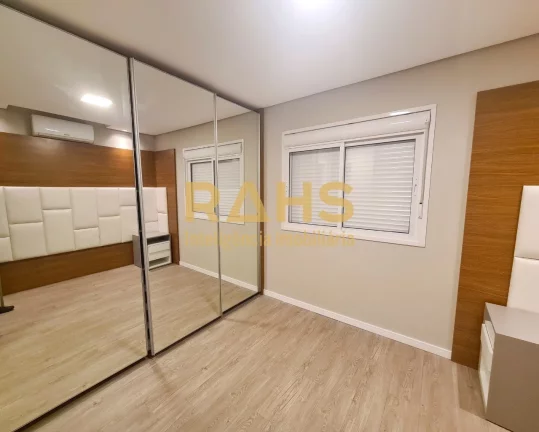 Imagem COBERTURA PLANA . DIFERENCIAIS DE DESTAQUE: - Local alto com linda vista para a Serra do Mar A Serra...