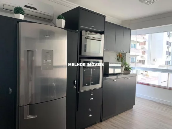Imagem Apartamento à Venda com 03 dormitórios, localizado no centro de Balneário Camboriú - SC