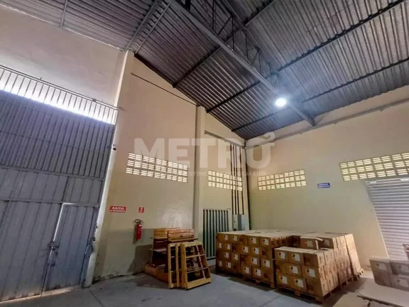 Imagem Galpão à venda no Distrito Industrial com 1950m, PETROLINA - PE