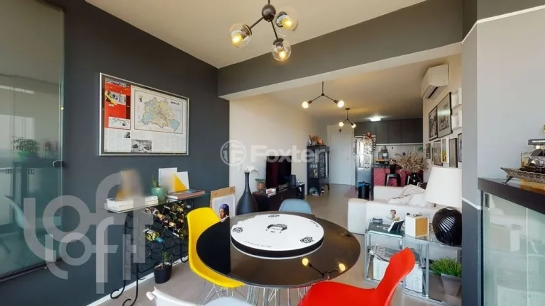 Imagem Apartamento 69M², 2Q, 1 Suíte, 2 Banheiros, 1 Vaga, Varanda, Piscina, Churrasqueira, Piscina Aquecida, Salão de Festas e Jogos, Gerador, Playground.