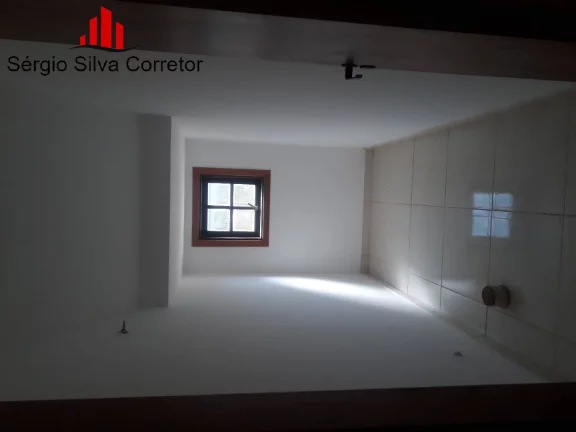 Imagem Casa Nova com 03 Suítes a Venda na Região do Atalaia, em Campos do Jordão.