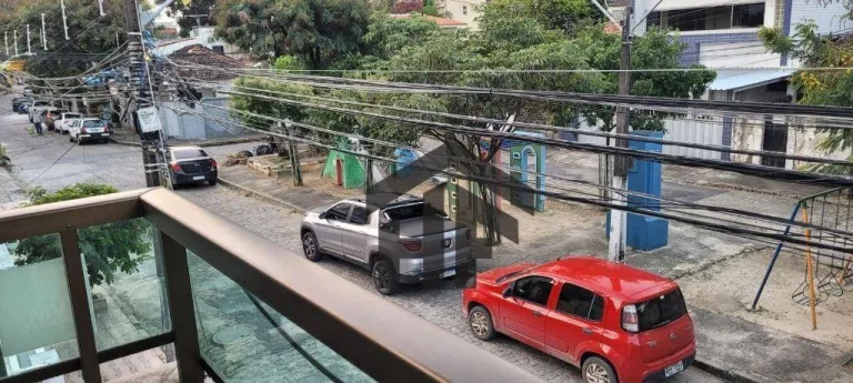 Imagem Casa de 5 quartos à venda, localizada na Encruzilhada - Recife/Pernambuco.