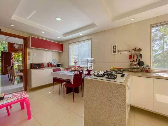 Imagem Casa à venda, 167 m² por R$ 1.050.000,00 - Bom Retiro - Teresópolis/RJ