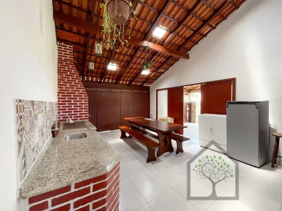 Imagem Casa em Condomínio fechado alto padrão em Sambaqui