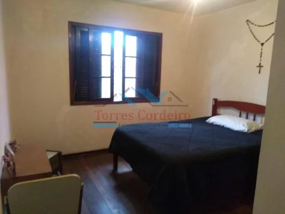 Imagem Sobrado com 3 dorm. (1 suíte) + 2 vagas - Vila Tiradentes