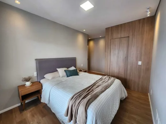 Imagem Apartamento alto padrão com 3 dormitórios sendo 1 suíte e 2 vagas em Joinville/SC