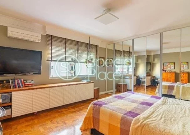 Imagem Excelente apartamento com 175m² no Jardim América. Amplo living para dois ambientes e varanda espa...