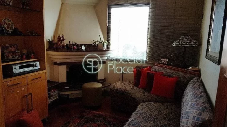 Imagem Cobertura com vista definitiva para a Z1 zona residencial de Moema. No piso superior, possui lazer c...