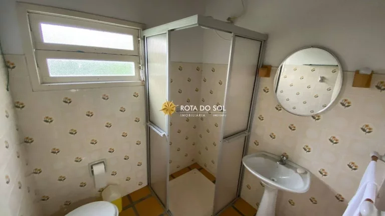 Imagem Casa à venda 4 quartos a poucos metros da Praia de Bombas - Bombinhas SC
