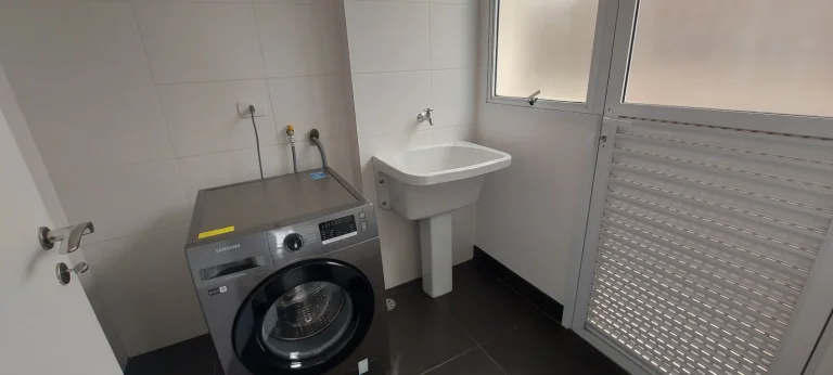 Imagem Casa Duplex 333,50M², 4Q, 4 Suítes, 7 Banheiros, 3 Vagas, Academia, Segurança 24h, Jardim, Portaria, Praça.