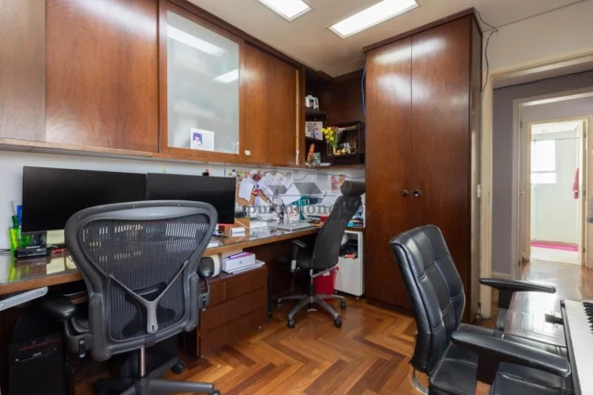 Imagem Apartamento 4 quartos, 4 suites, 4 vagas, 223 m²