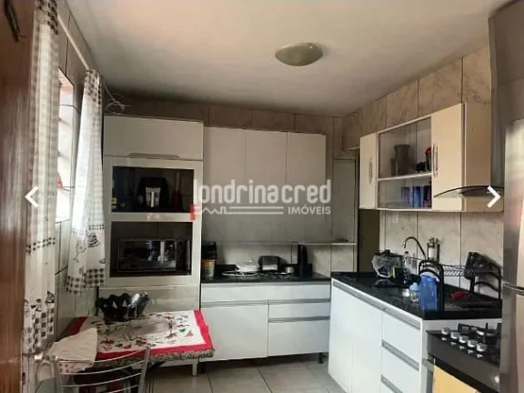 Imagem Casa à Venda no Jardim Bandeirantes em Londrina – 2 Quartos e 285 m² de Área Útil